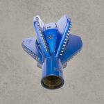 A PDC pull reamer bit with multiple cutting blades