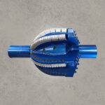 A PDC pull reamer bit with multiple cutting blades